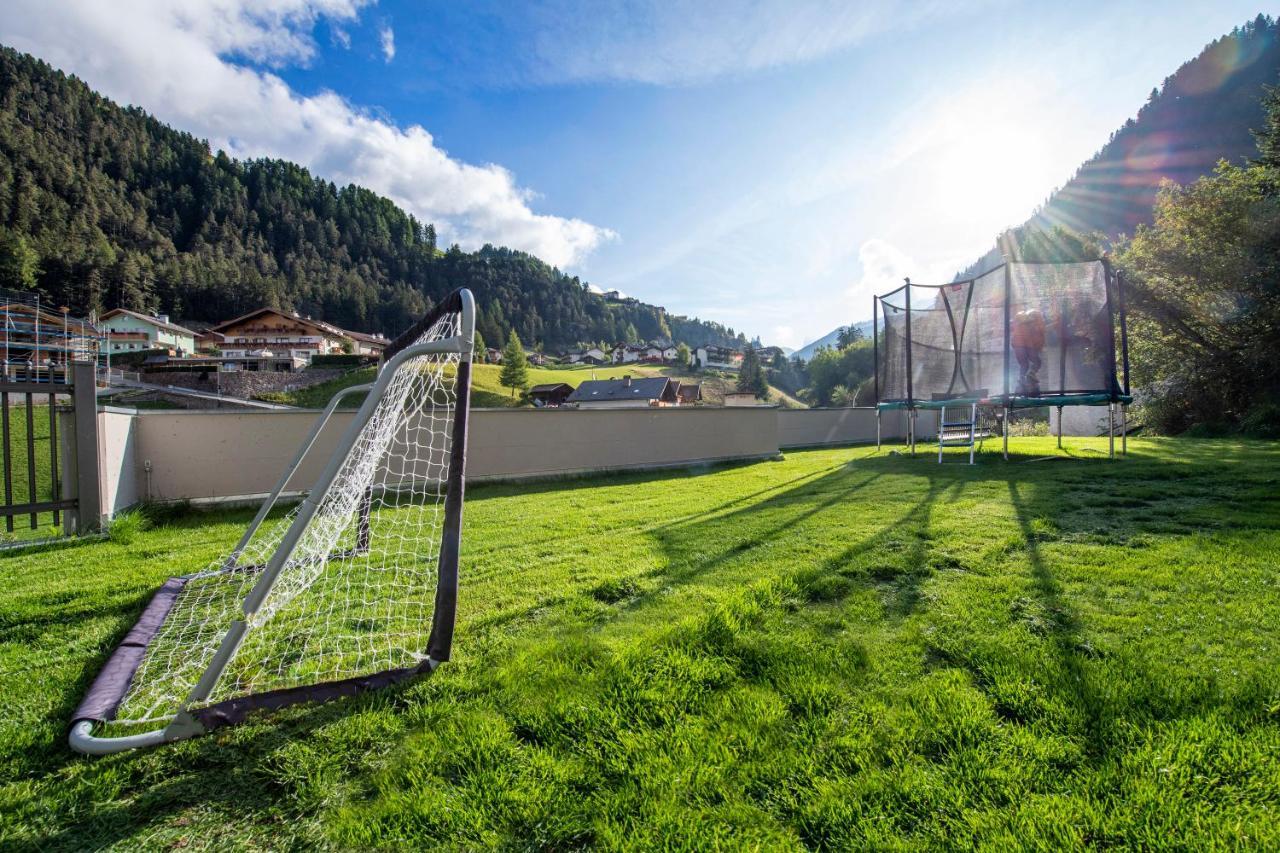 Apartments La Rives Santa Cristina Val Gardena Exterior photo